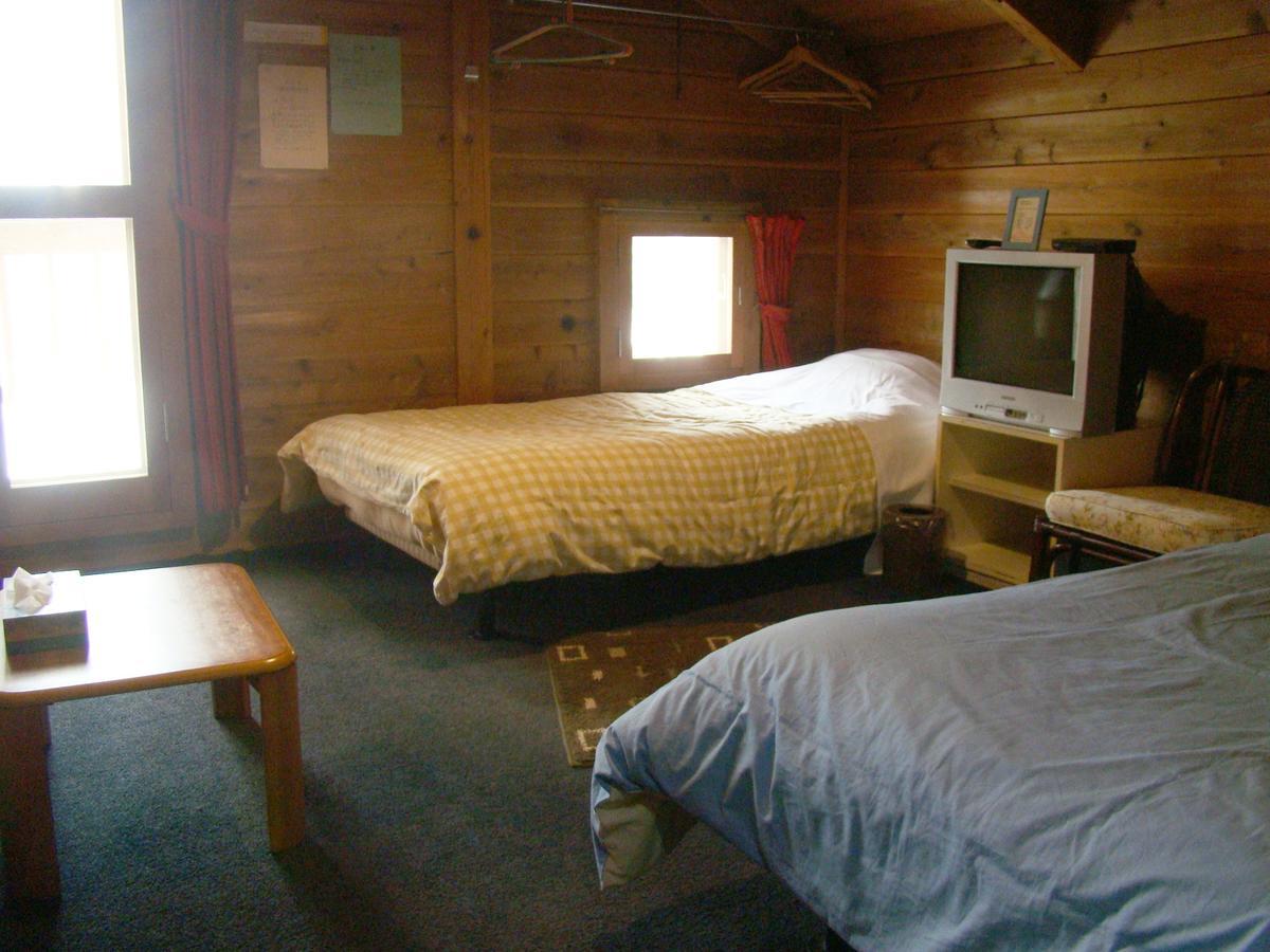 Pension Blue Hakuba Esterno foto