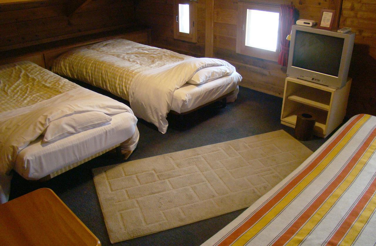 Pension Blue Hakuba Esterno foto